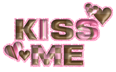 Kiss Me Graphic In Pink Glitter